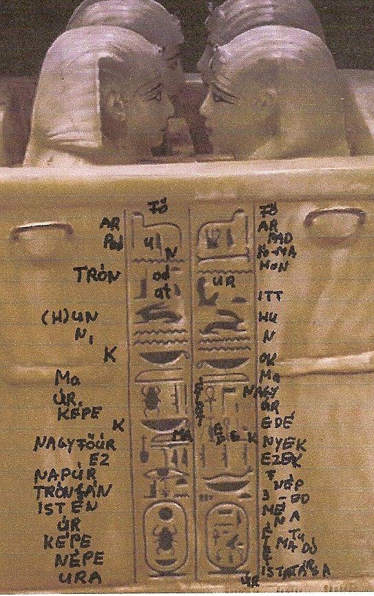 129, Tutanhamon ládája a